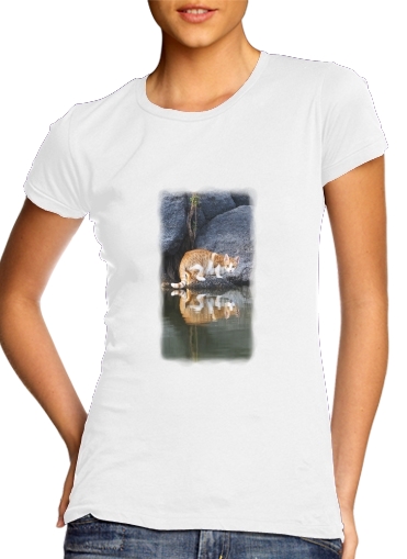  Cat Reflection in Pond Water for Women's Classic T-Shirt