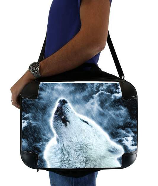  A howling wolf in the rain for Laptop briefcase 15" / Notebook / Tablet