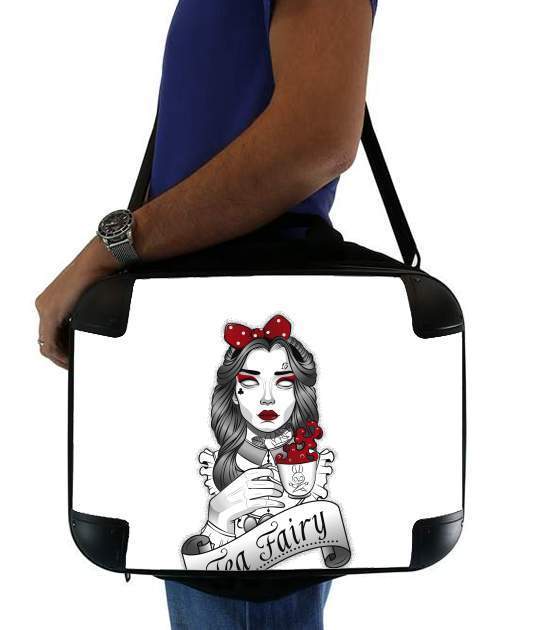  Scary zombie Alice drinking tea for Laptop briefcase 15" / Notebook / Tablet