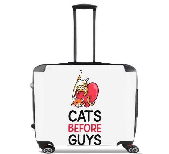 Cats before guy for Wheeled bag cabin luggage suitcase trolley 17" laptop