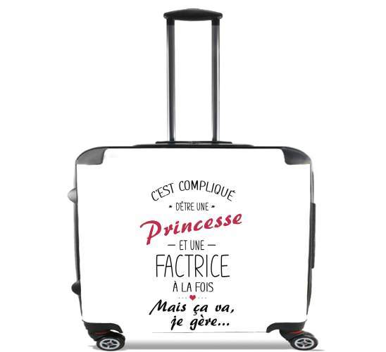  Cest complique detre une princesse et une factrice for Wheeled bag cabin luggage suitcase trolley 17" laptop